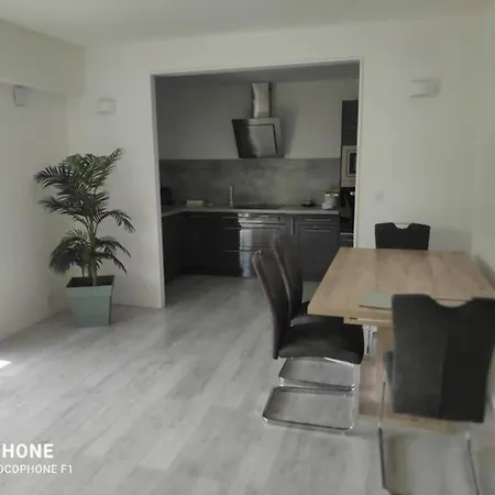 Etoile Cosy 2 P, Confort, 10 Min Croisette Apartment Cannes